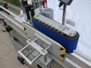 Автоматична машина за етикетиране на кръгла бутилка за несухо лепило, дървена кутия / машина за етикетиране на опаковки за износ за CE