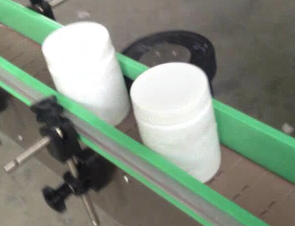 Машина за етикетиране на кръгла бутилка, машина за бутилиране и етикетиране на шушулка за захар