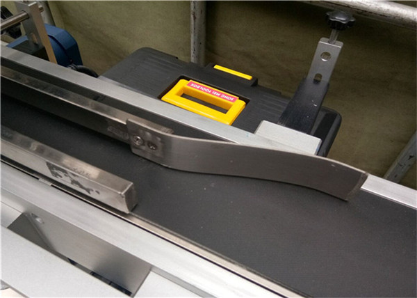 Машина за етикетиране с най-високо качество за напитки / напитки / ежедневни химикали / лекарства