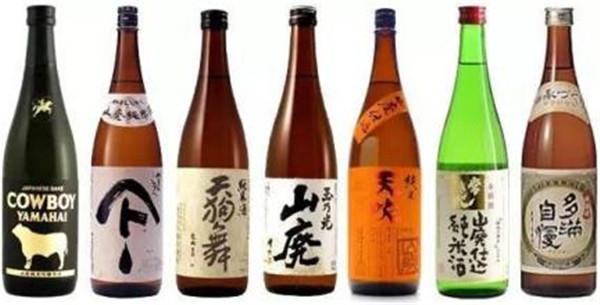 Високоскоростна лепилна машина за етикетиране Линейна предна / задна / горна страна