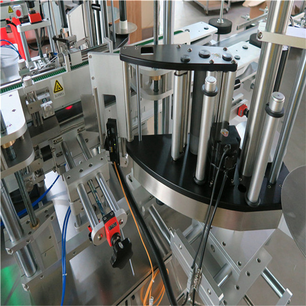 Машина за етикетиране на стикери за козметични бутилки с шампоан 30-100 mm Дължина на контейнера