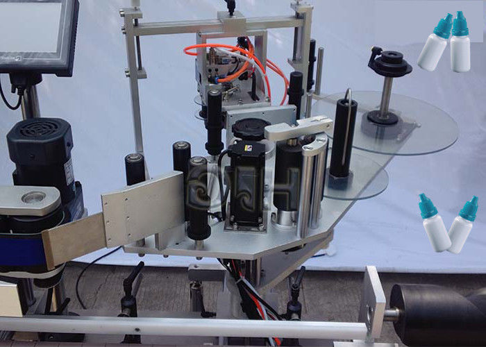 Китай Машина за етикетиране на кръгла бутилка с вертикални стикери от горната / долната страна с автоматичен доставчик