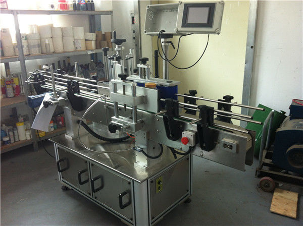 Машина за етикетиране на стикер за кръгла бутилка с плодове / зеленчуци за питейна индустрия