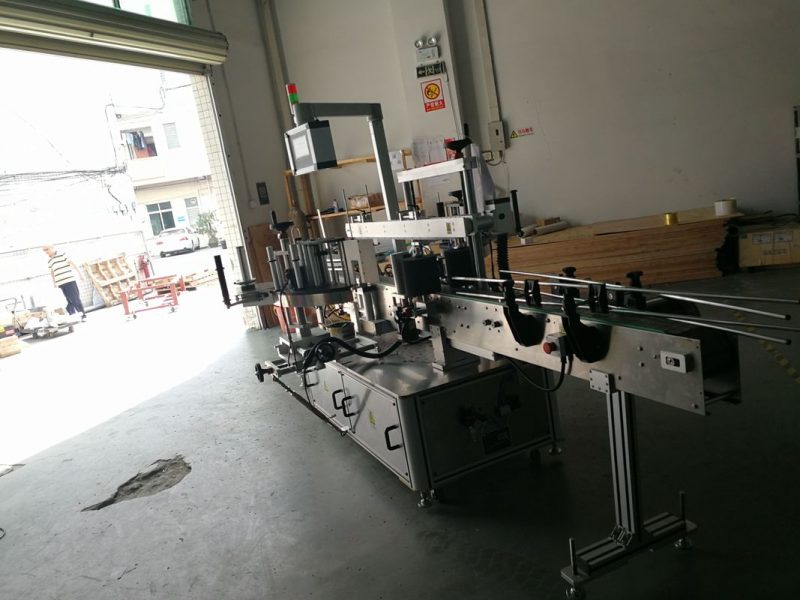 Китай Двулицева машина за етикетиране на кръгла бутилка, ширина на етикета 190 мм